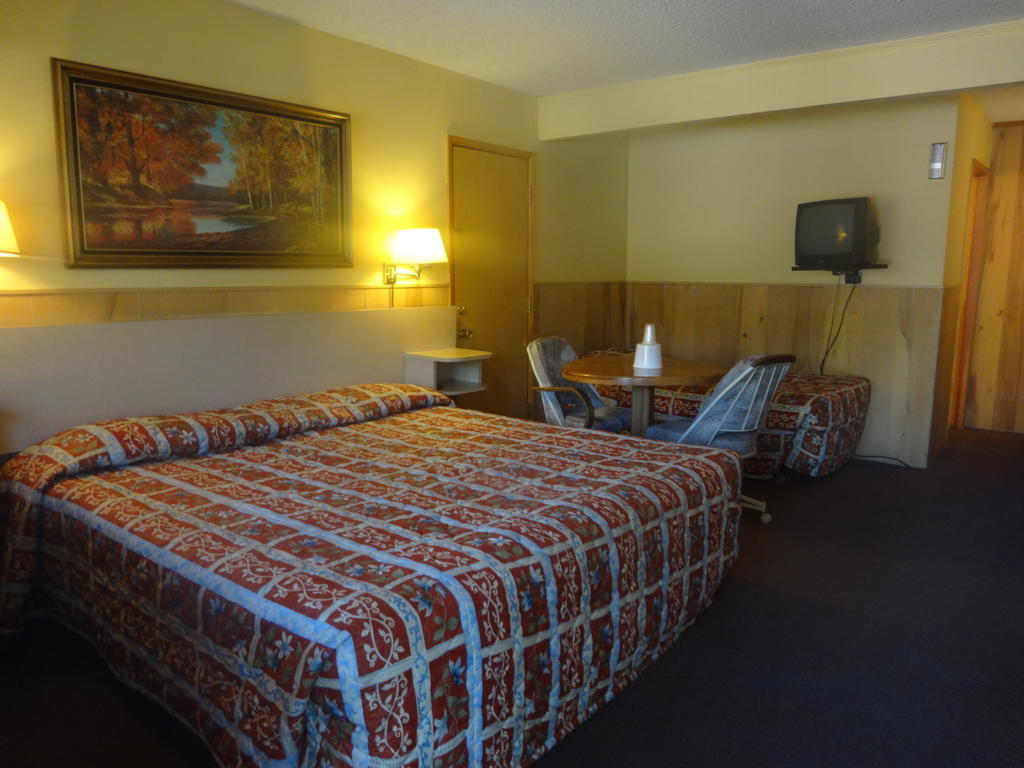 Boulder Lodge June Lake Quarto foto